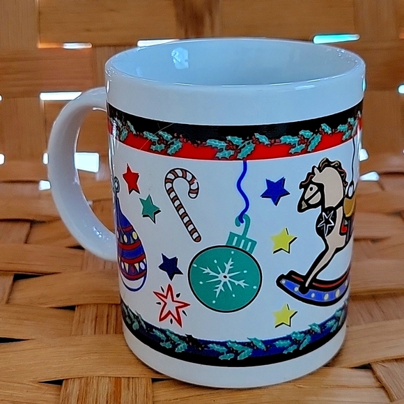 KID HOLIDAY MUG, COFFEE, TEA, HOT CIDER, HOT CHOCOLATE, YOUR CHOICE! - Picture 2 of 4